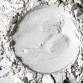 The photograph supplied for Bentonite clay.